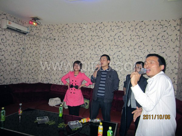 2011年10月，鄭州企鵝糧油機(jī)械有限公司--外貿(mào)部，十一國(guó)慶節(jié)團(tuán)體活動(dòng)！(圖1)